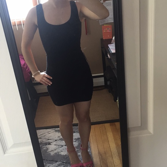 bebe Dresses & Skirts - Bebe bodycon dress 🖤
